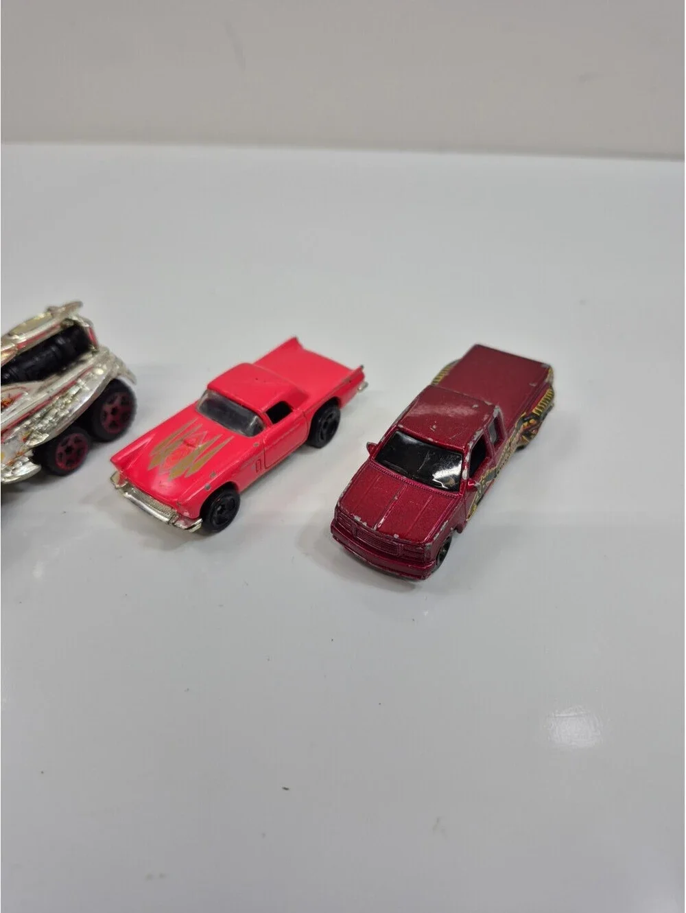 Hot Wheels Lot  of 6 Vintage Cars 1/64